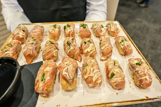 Round 26 - Eels v Sharks - Cumberland Lounge - Image 11