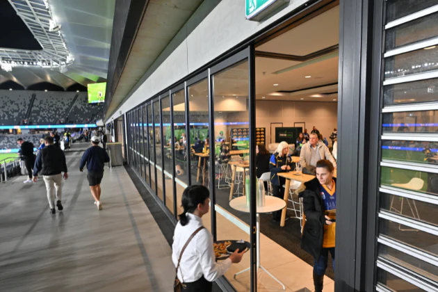 Round 26 - Eels v Sharks - Legends Lounge - Image 4